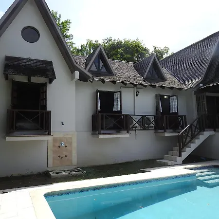 Villa Coco Chalet In The Caribbean